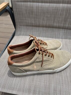 Polo by Ralph Lauren Men's Beige Canvas Low-Top Sneakers with Brown Accents
13D